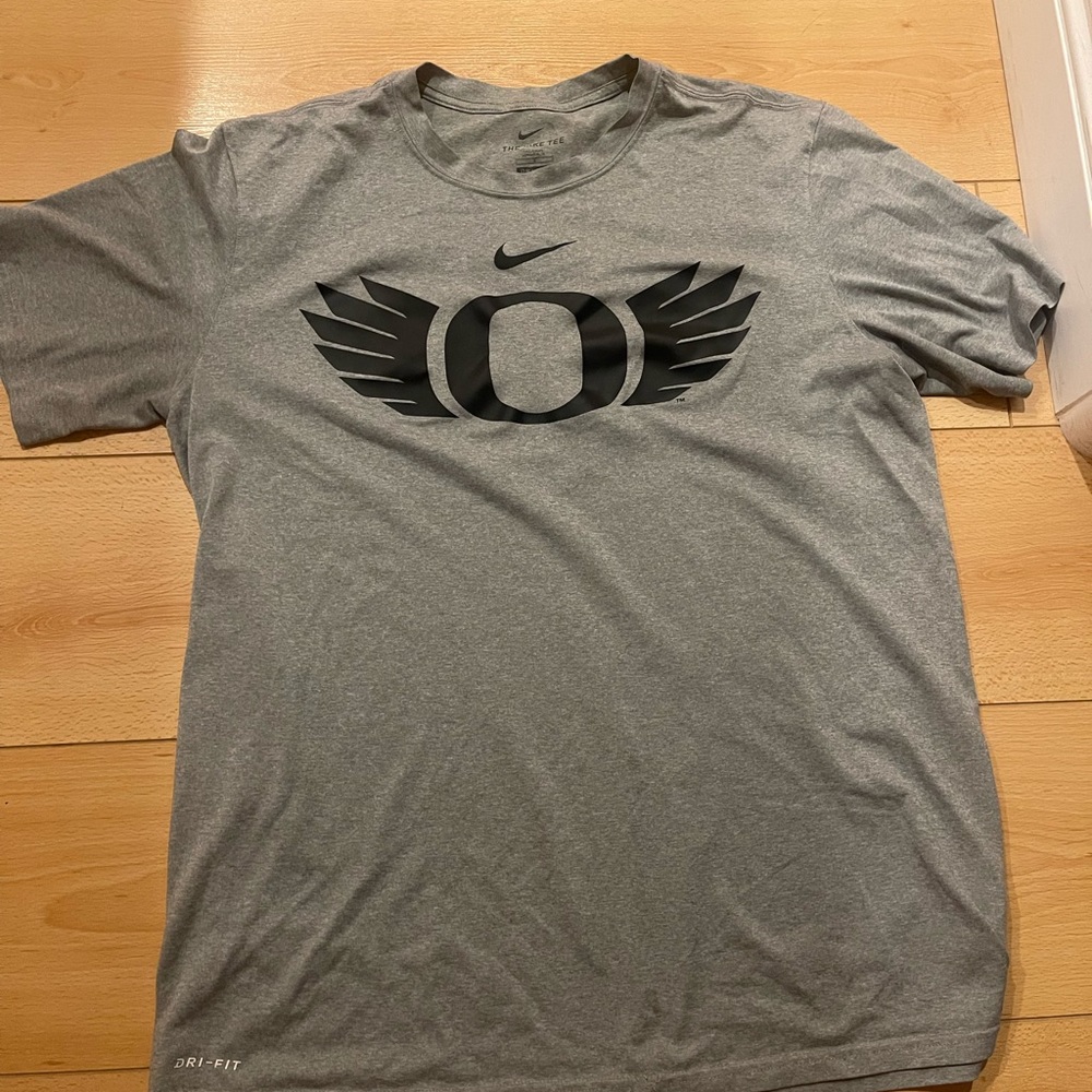 Oregon Nike dri-fit size large